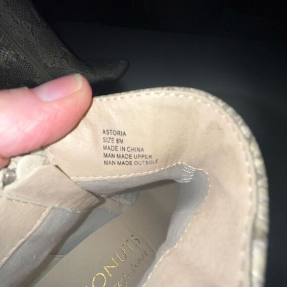 Coconuts by Matisse Astoria pointed toe stacked block heel bootie cream & gold 8 - Picture 5 of 11